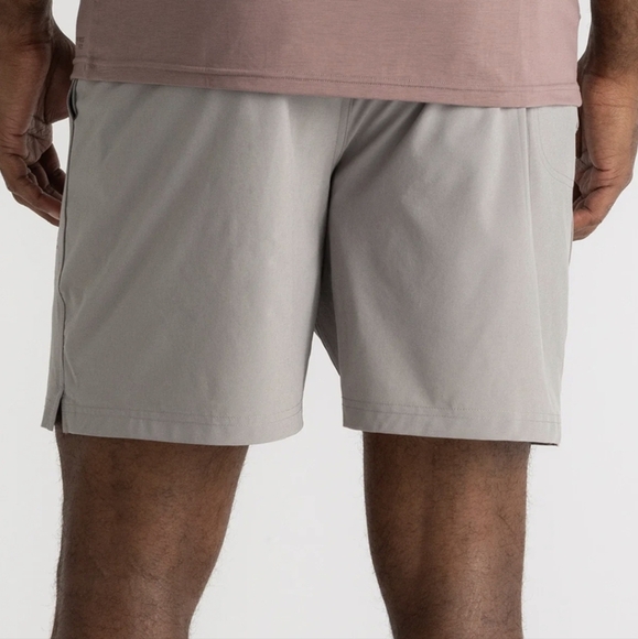 Free Fly Men's Bamboo-Lined 7" Inseam Active Breeze Short in Cement - Size XL - Picture 4 of 13